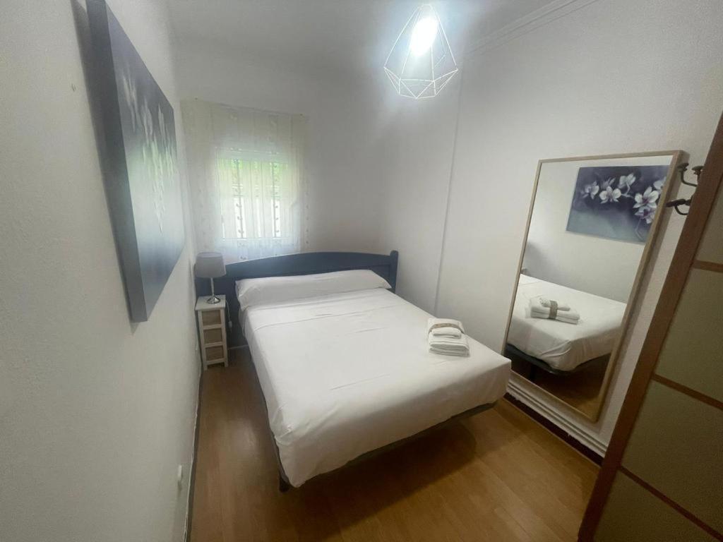 Bajo Al Lado Del Ayuntamiento Apartment ซานตานเดร์ ภายนอก รูปภาพ