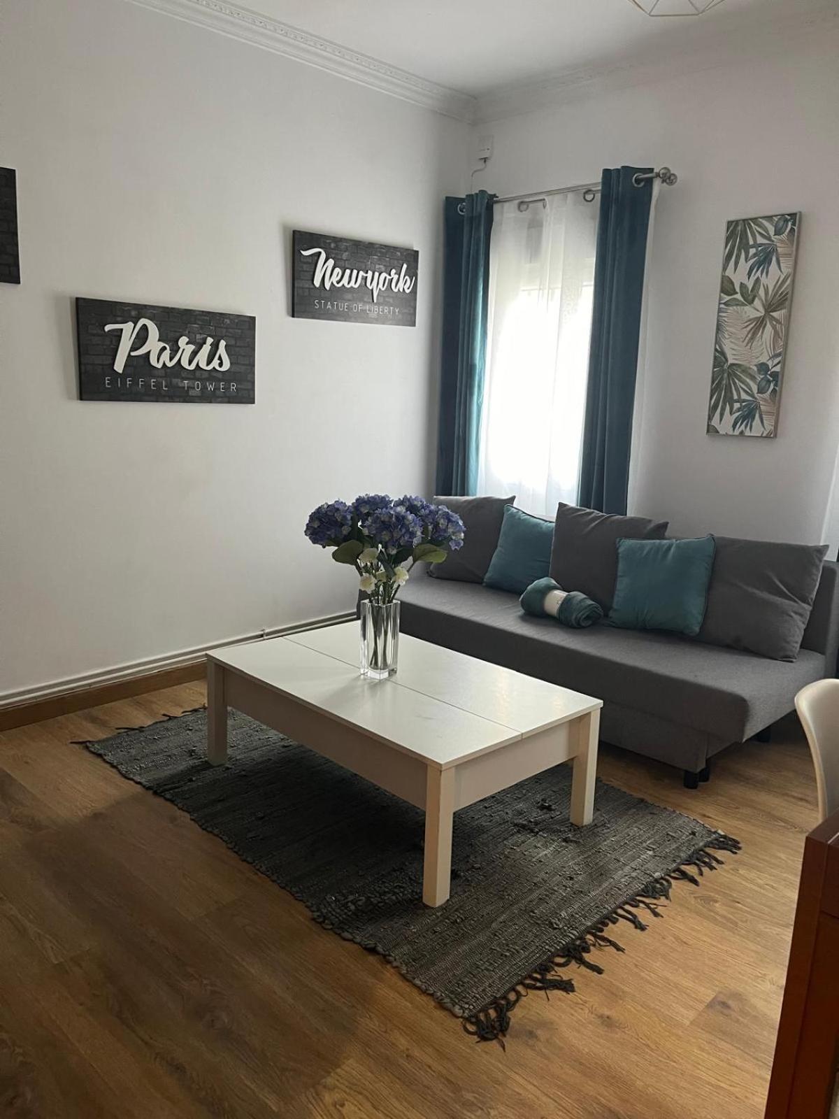 Bajo Al Lado Del Ayuntamiento Apartment ซานตานเดร์ ภายนอก รูปภาพ